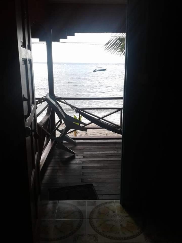 Ella'S Place Salang Tioman Kampong Ayer Batang Exteriér fotografie